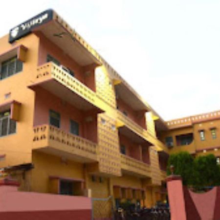 Vijieya Hotel Bihar Saharsa Exteriör bild