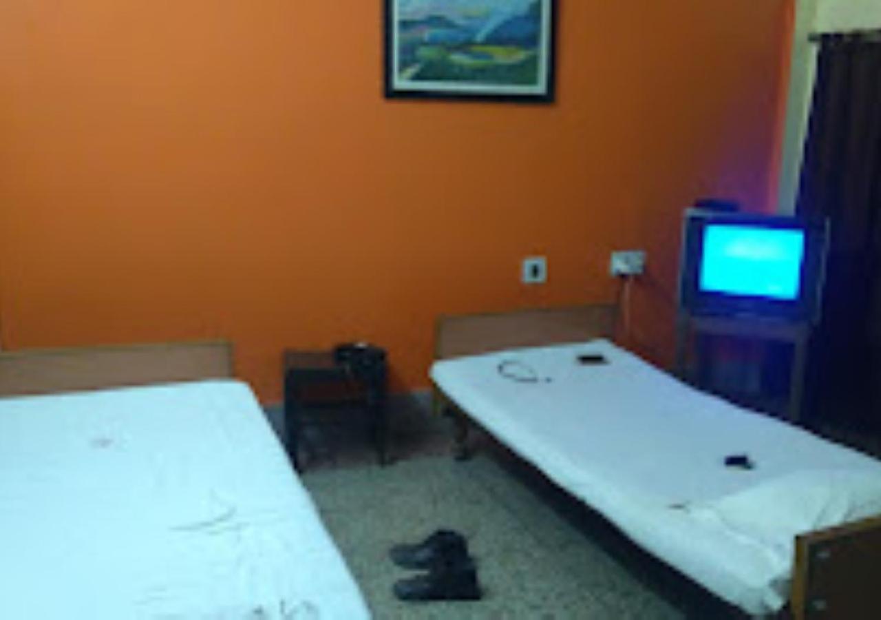 Vijieya Hotel Bihar Saharsa Exteriör bild