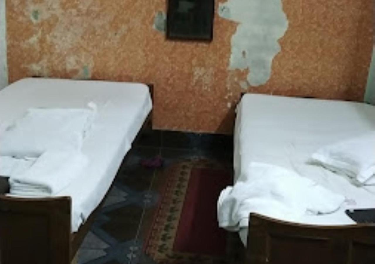 Vijieya Hotel Bihar Saharsa Exteriör bild