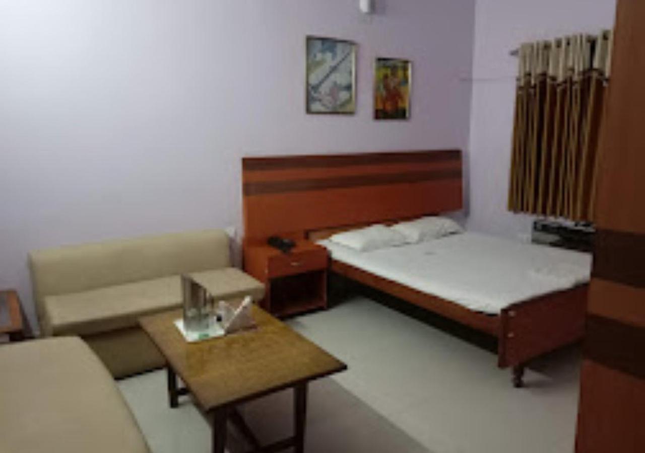 Vijieya Hotel Bihar Saharsa Exteriör bild