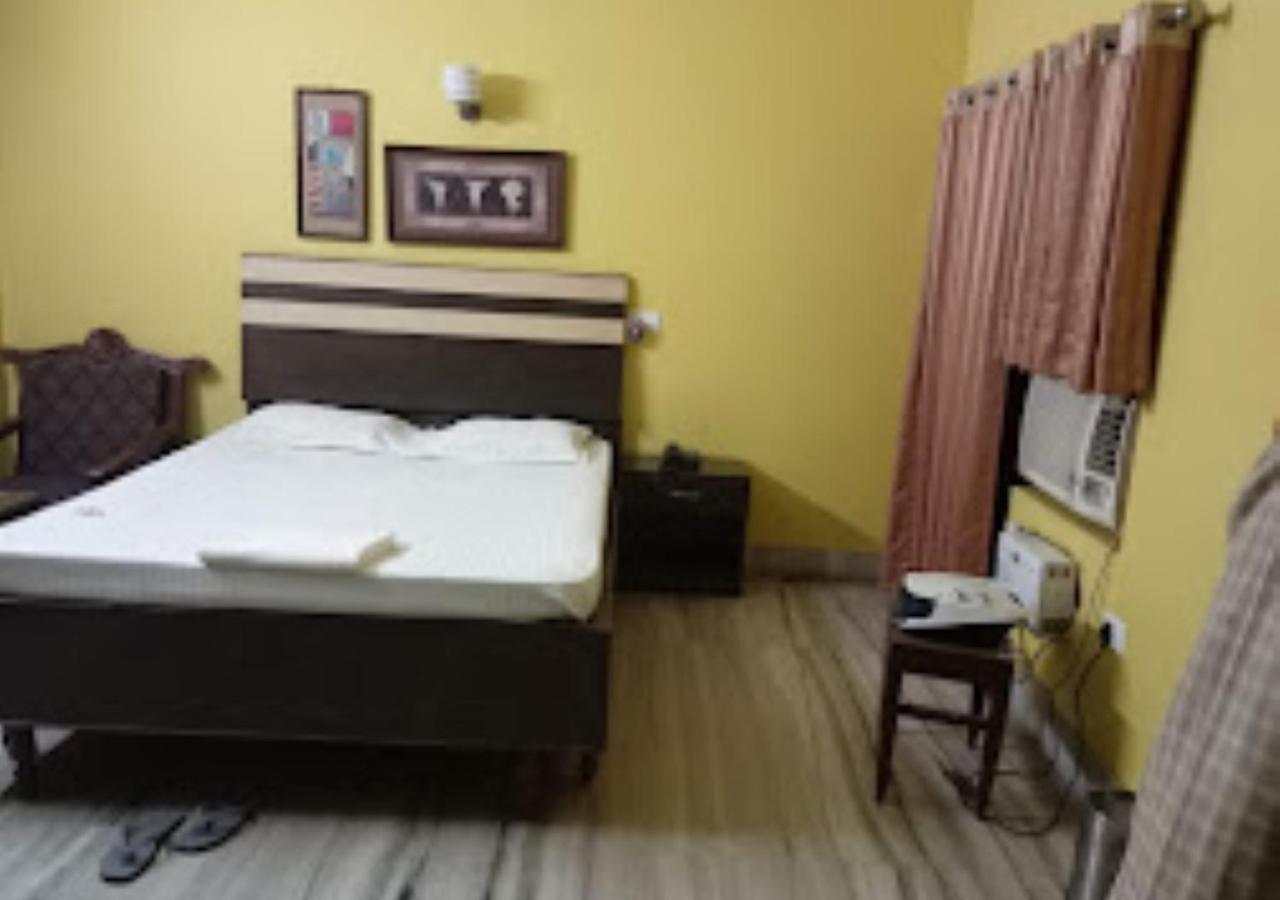 Vijieya Hotel Bihar Saharsa Exteriör bild